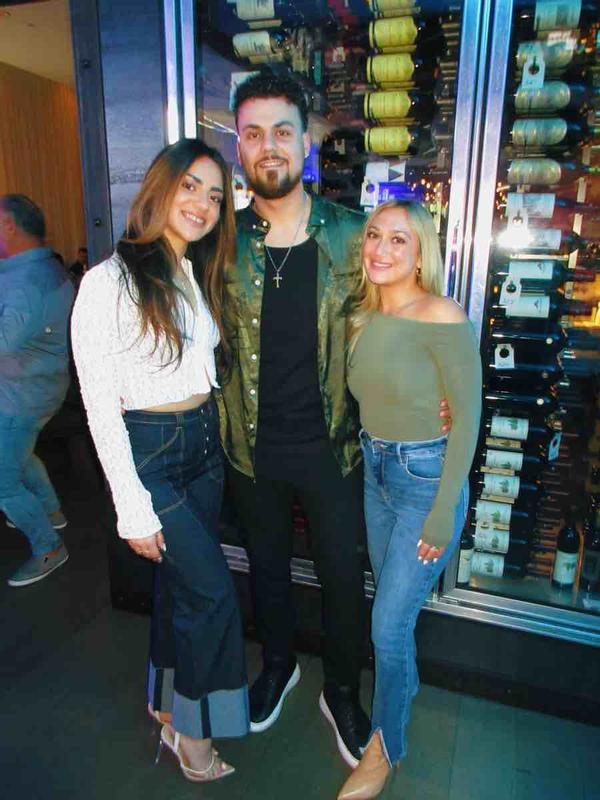 Review Thumbnail Image 1 232556030