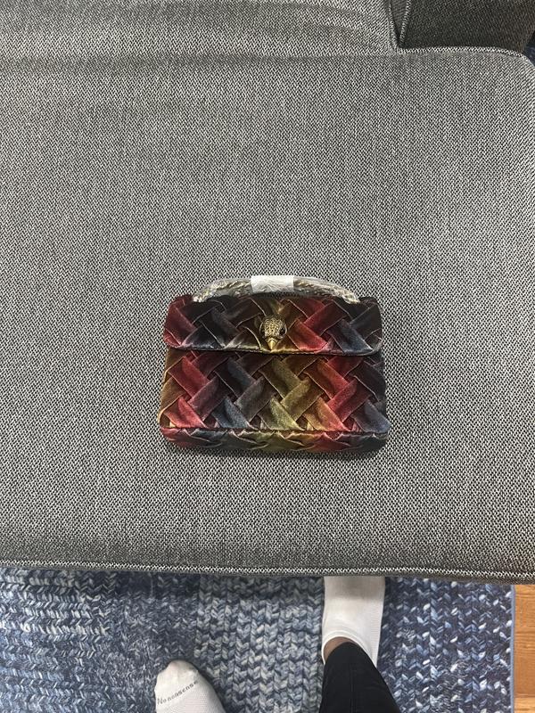 Review Thumbnail Image 0 236923984