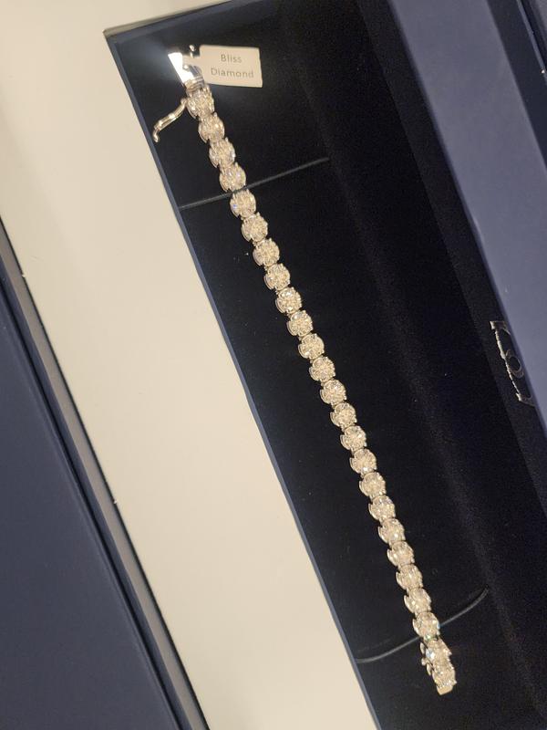 Review Thumbnail Image 5 245946557