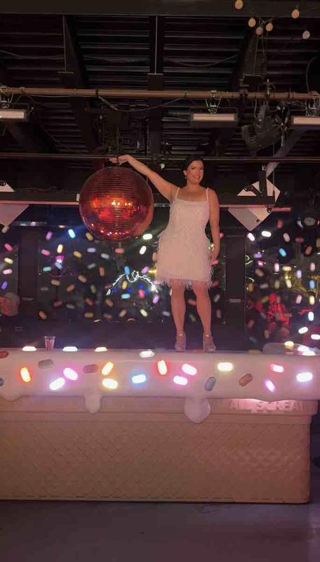 Review Thumbnail Image 0 249045583