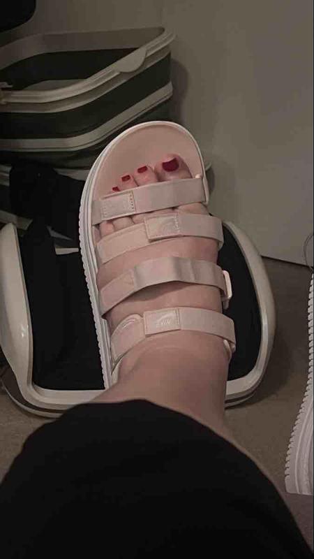 Review Thumbnail Image 0 218358992