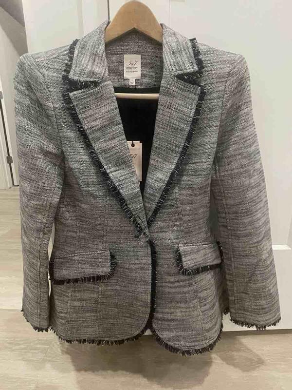 Review Thumbnail Image 0 237736571