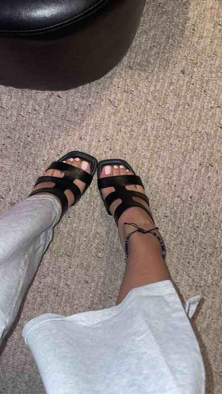 Review Thumbnail Image 0 235423737