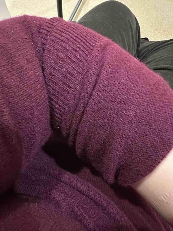 Customer photo for "Beautiful color, Slightly itchy"