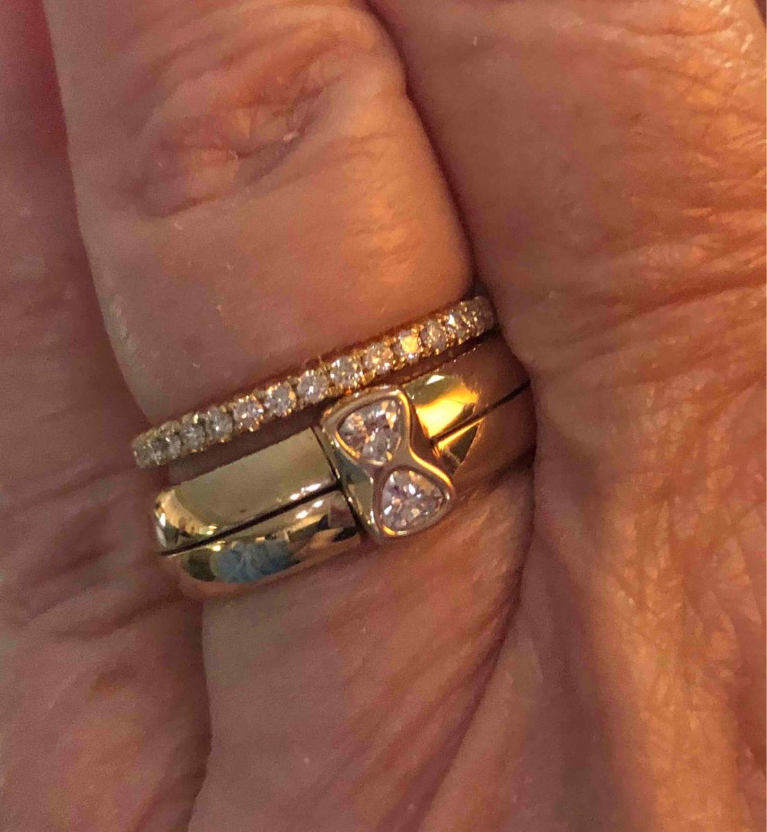 Review Thumbnail Image 0 196982590