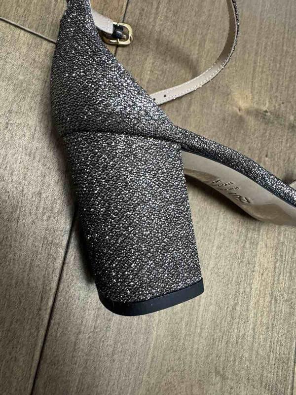 Review Thumbnail Image 0 242787808