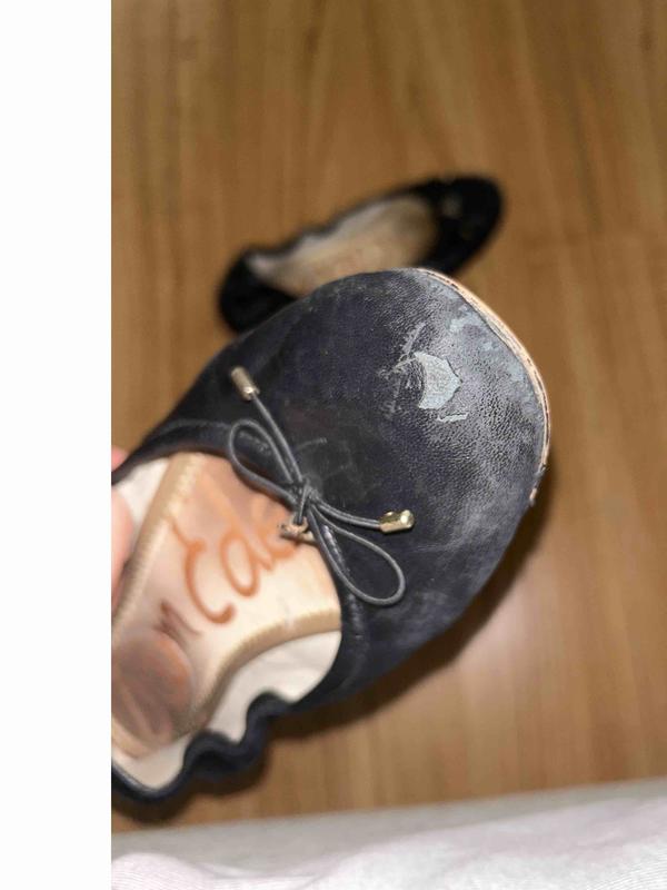 Customer photo for "not durable at all"