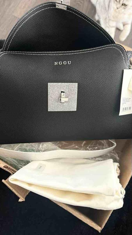 Customer photo for "sent me a fake?"
