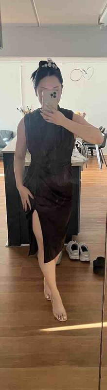 Customer photo for "Pretty if you have her bod"