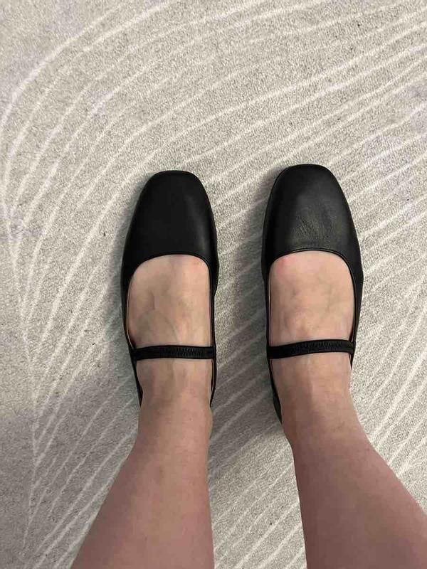 uncomfortable on top of foot