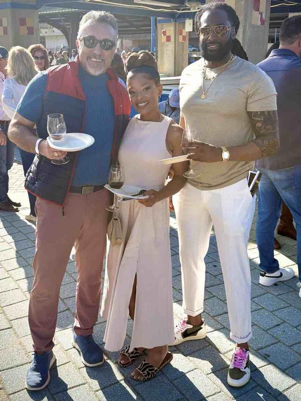 Review Thumbnail Image 3 249174718