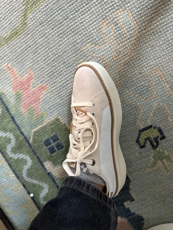 These shoes provide comfort and style!