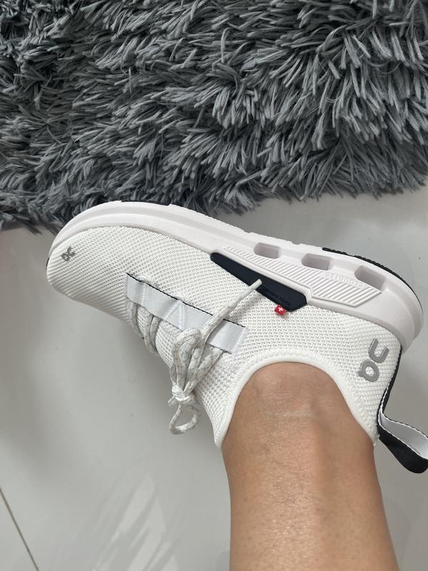 Review Thumbnail Image 0 225600979