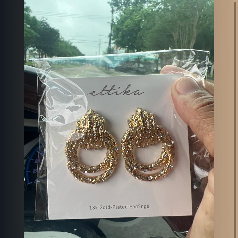 Customer photo for "Queen earrings"