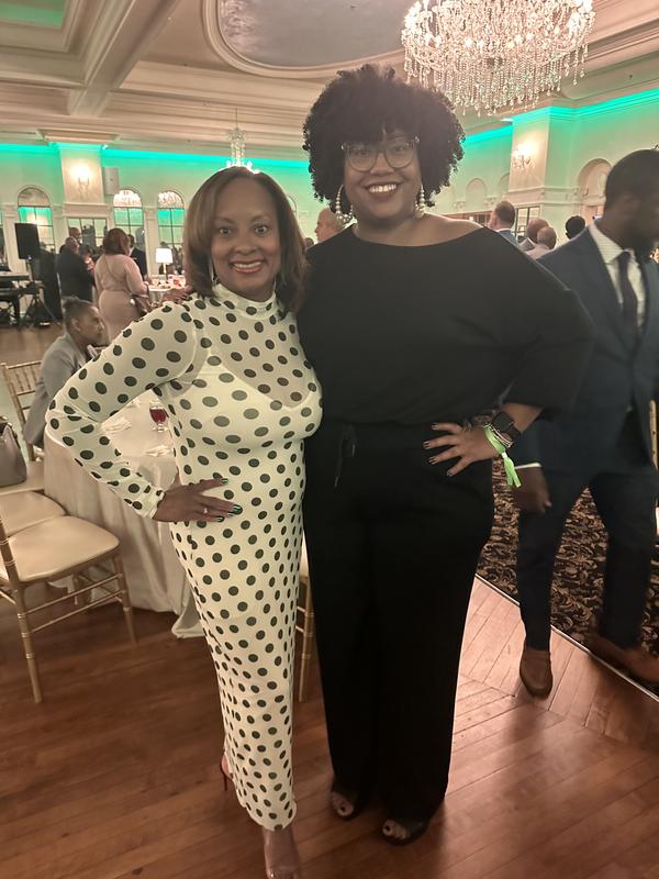 Review Thumbnail Image 0 241408953