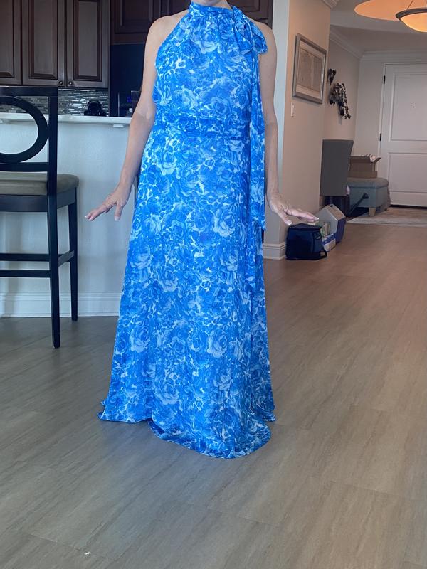 Wonderful dress fir a wedding guest