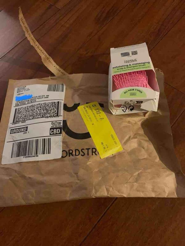 Customer photo for "Very bad packaging"