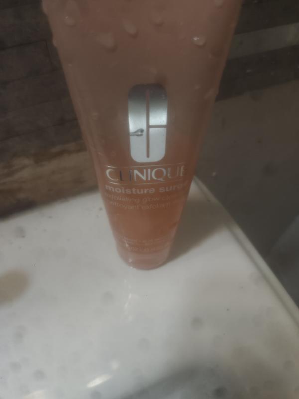 Customer photo for "Gentle scrubbing power"