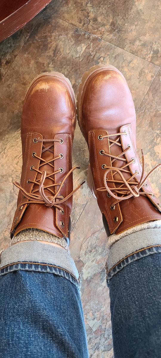 Customer photo for "Super comfy but leather is sub-par"