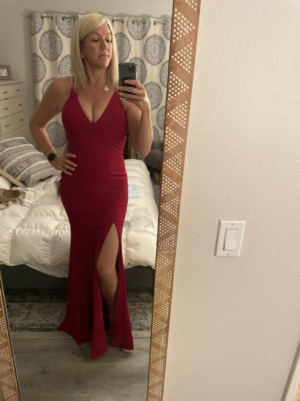 Beautiful gown, definitely turns heads