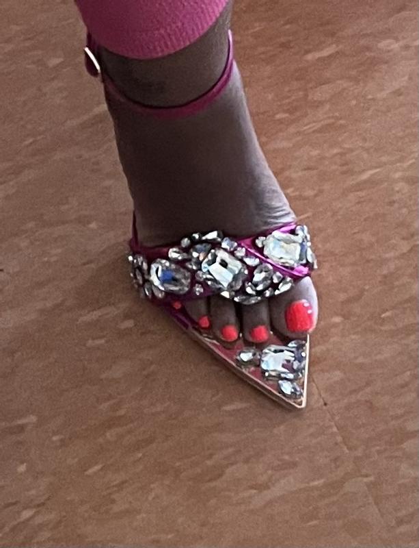 Review Thumbnail Image 1 218889161