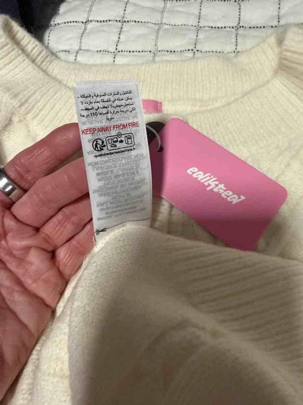 Review Thumbnail Image 0 246674993