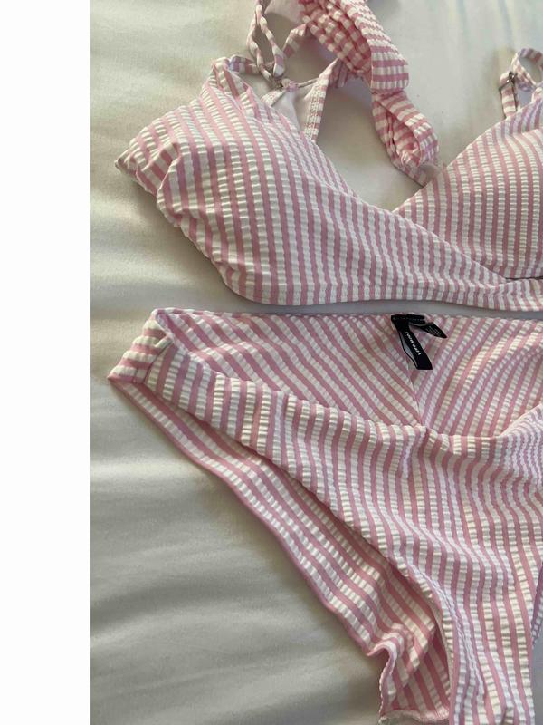 Review Thumbnail Image 0 228827665