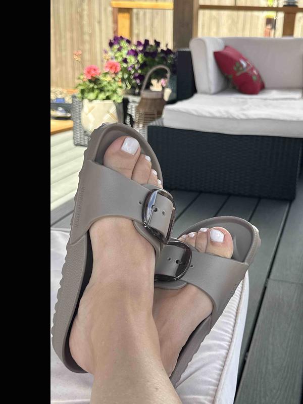 Customer photo for "great versatile sandal"