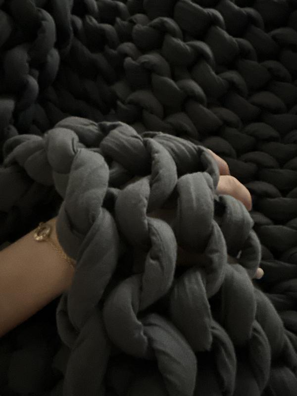 Customer photo for "Hand Holding Effect"