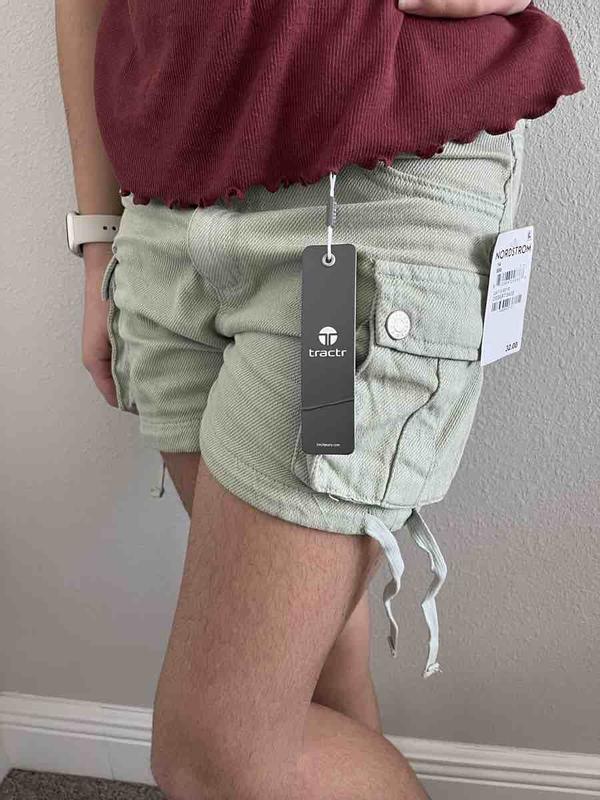 Review Thumbnail Image 0 225993670