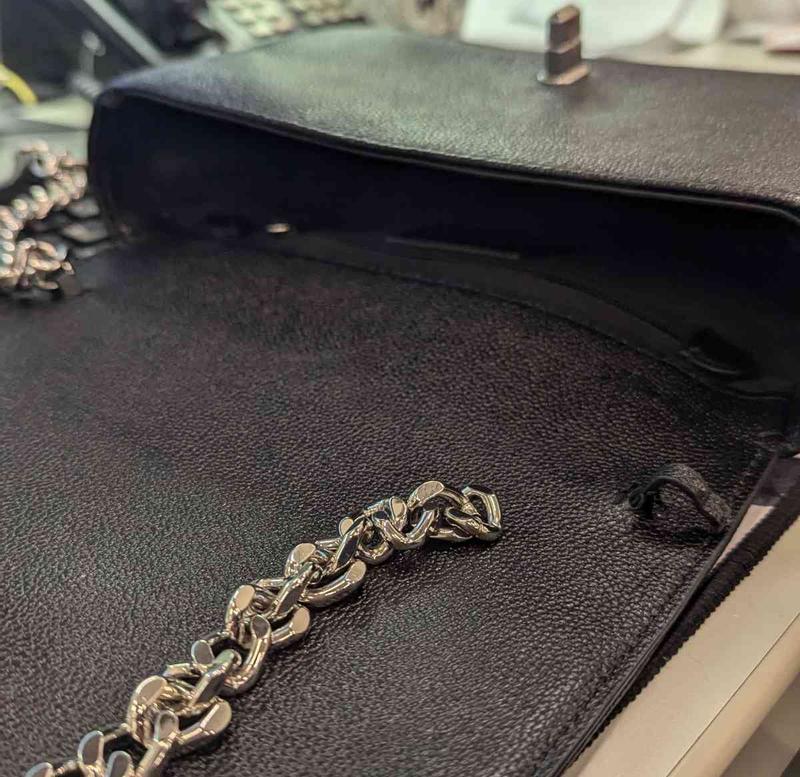 Review Thumbnail Image 0 235412856