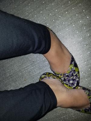 Customer photo for "Comfortable Leggings!"