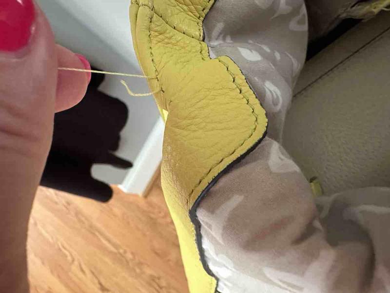 Customer photo for "Pretty bag, poorly made"