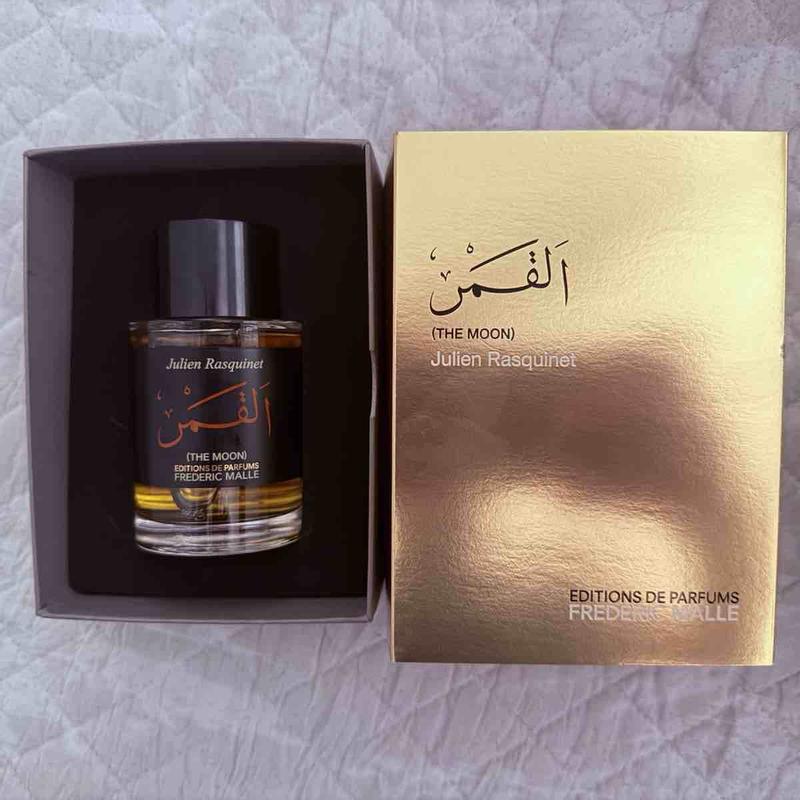 Customer photo for "best oud dark rose"
