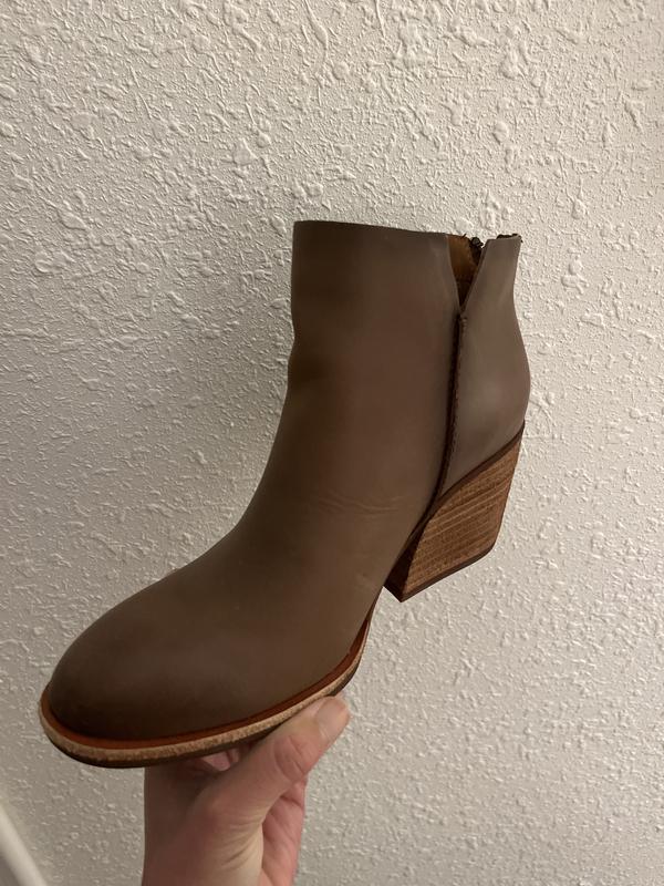 Review Thumbnail Image 0 222541036