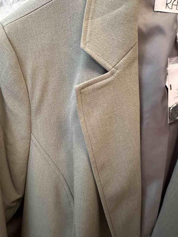 Review Thumbnail Image 0 243726190