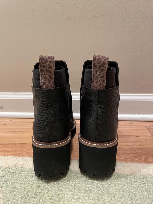 Customer photo for "Cute boots"