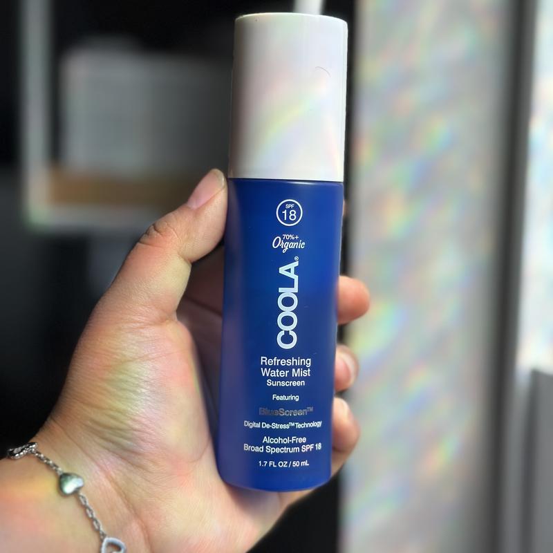 Customer photo for "Great mist, brings makeup back to life"