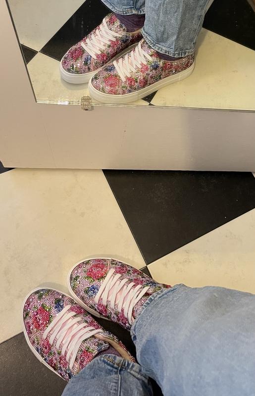 Customer photo for "Twinkle Toes"
