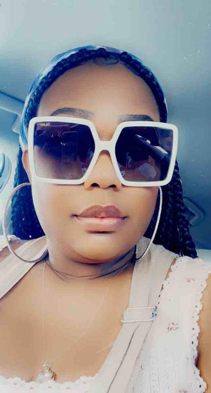 Review Thumbnail Image 0 215941151