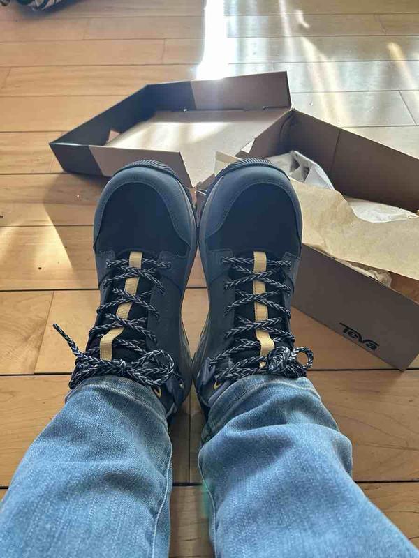 Review Thumbnail Image 0 239444319