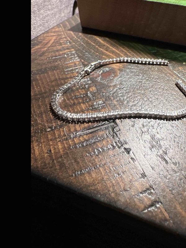 Review Thumbnail Image 0 246703518