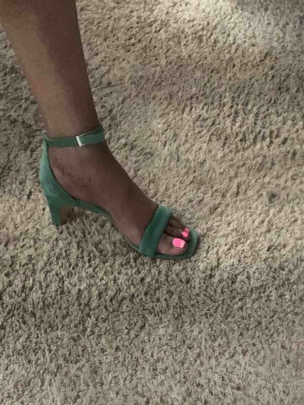 Review Thumbnail Image 0 224330983