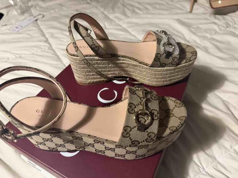 Review Thumbnail Image 0 247448489