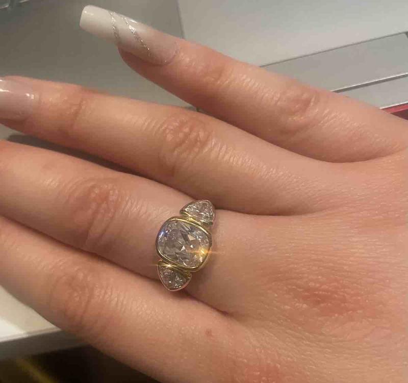 Review Thumbnail Image 0 229131673