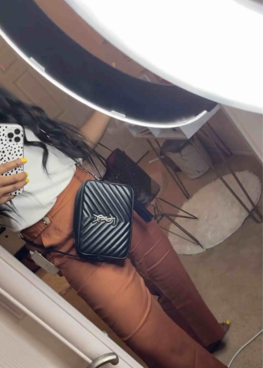 Review Thumbnail Image 1 208849703