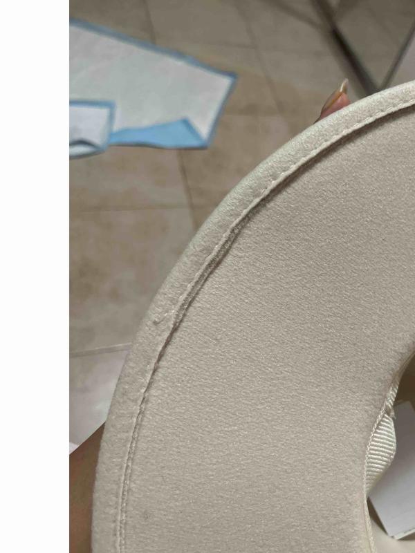 Customer photo for "Flimsy and poor quality"