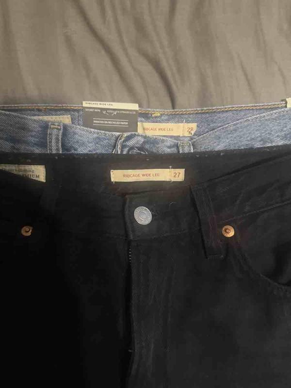 Customer photo for "Sizing all over the place"