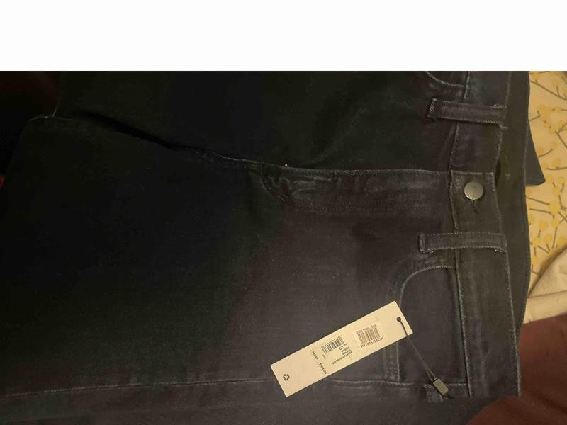 Review Thumbnail Image 1 227652350