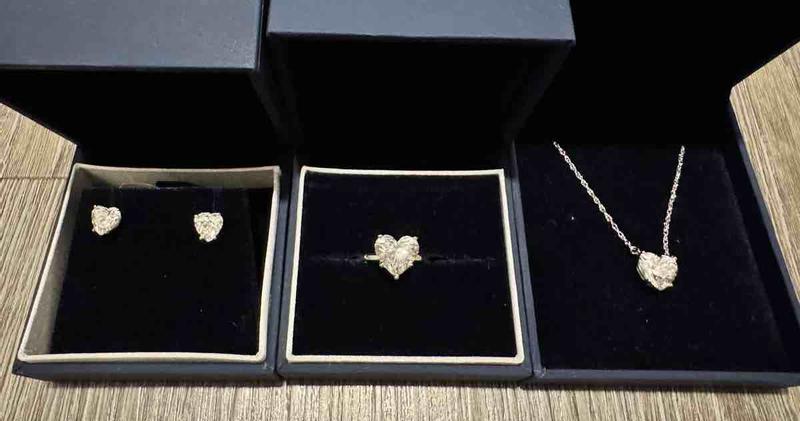 Review Thumbnail Image 0 246504540